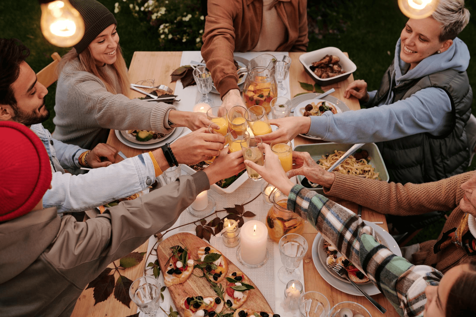 Outdoor Dining Etiquette: Hosting Perfect Backyard Dinner Parties That Leave Lasting Impressions