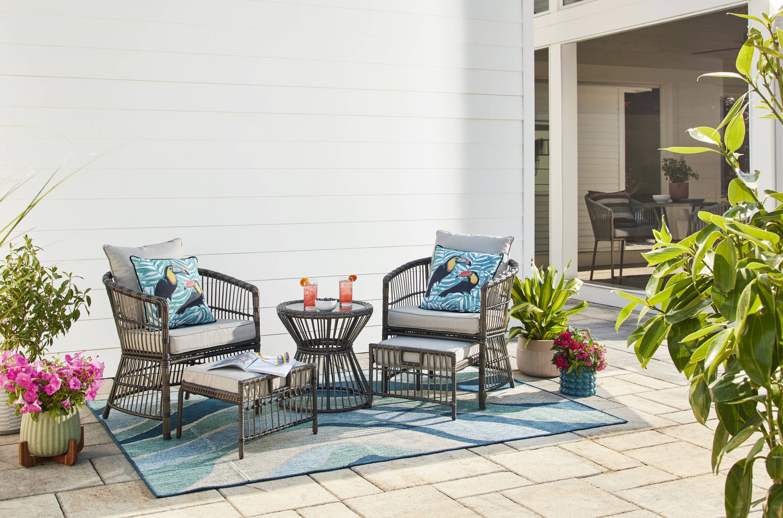 Best Outdoor Dining Sets for Every Budget and Style